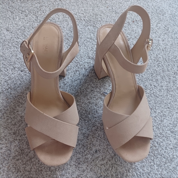 Women’s Michael Kors Divia platform sandal nude suede 10 - Picture 3 of 11